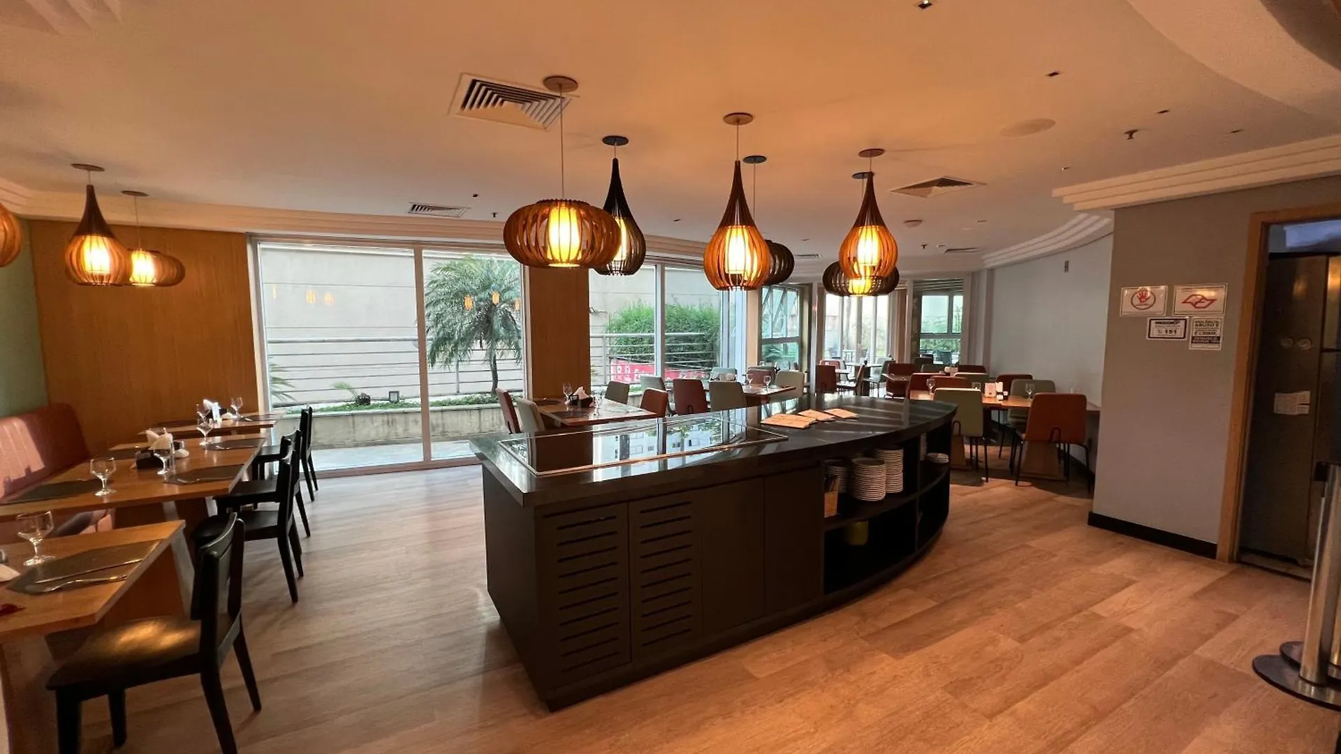Hotel Moema Ibirapuera Uh1808 São Paulo 4*,  Brazylia